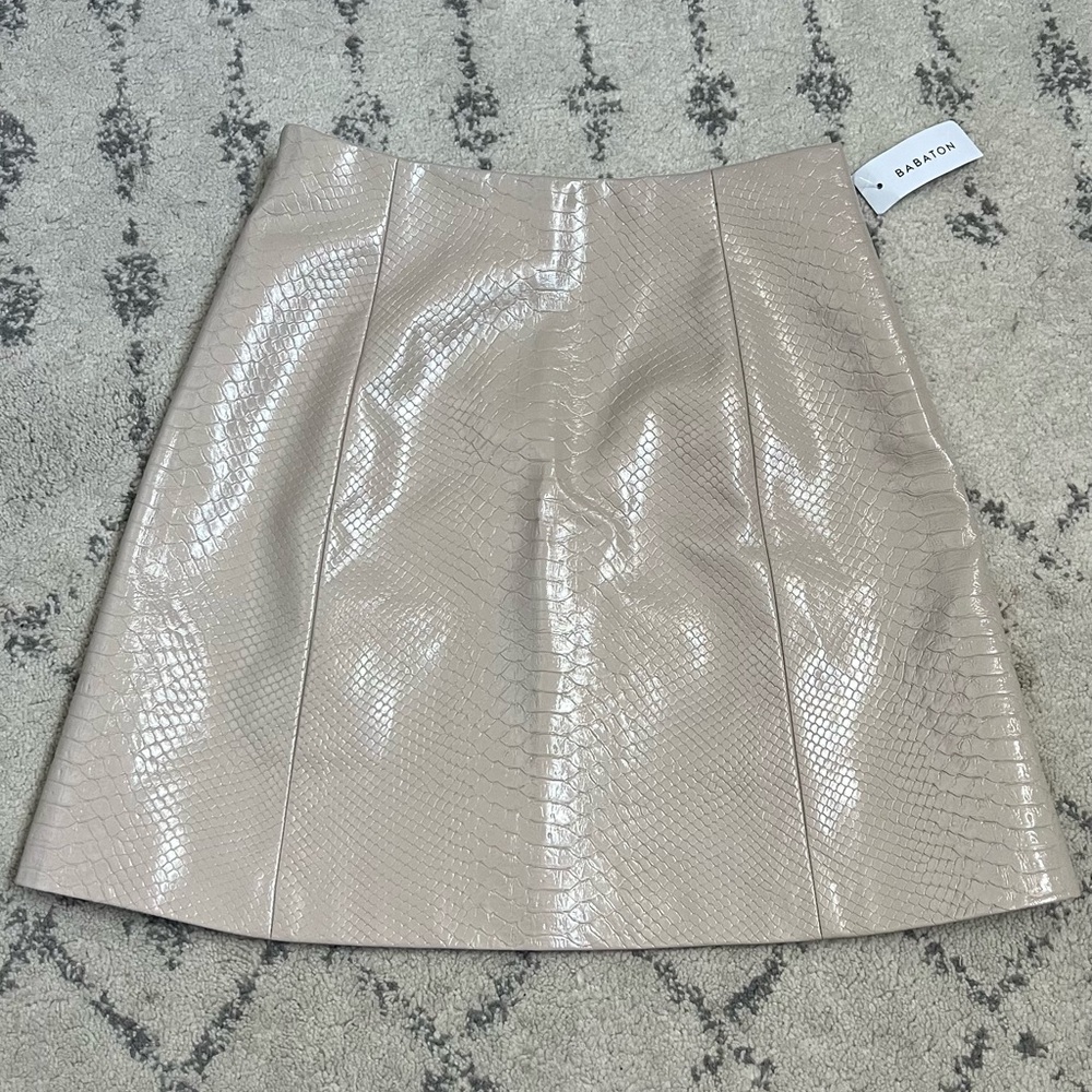 NWT! babaton faux leather mini skirt - Picture 1 of 7
